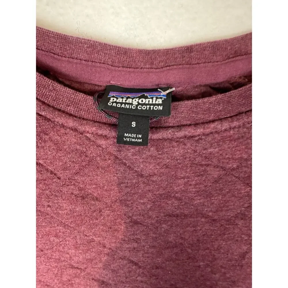 Patagonia Women’s Organic Cotton Quilted Crewneck Sweatshirt Burgundy Red Small - Picture 4 of 4